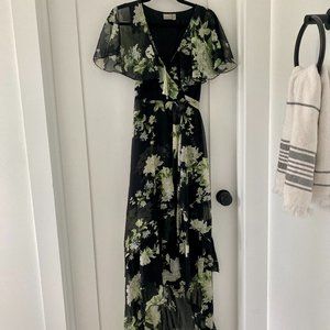 ASOS DESIGN Cape Back Dipped Hem Maxi Dress in Waterlily Print Size 6
